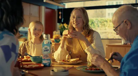 Vad betyder Arla JÖRĐ?