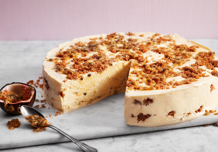 Frozen cheesecake med mango och passionsfrukt