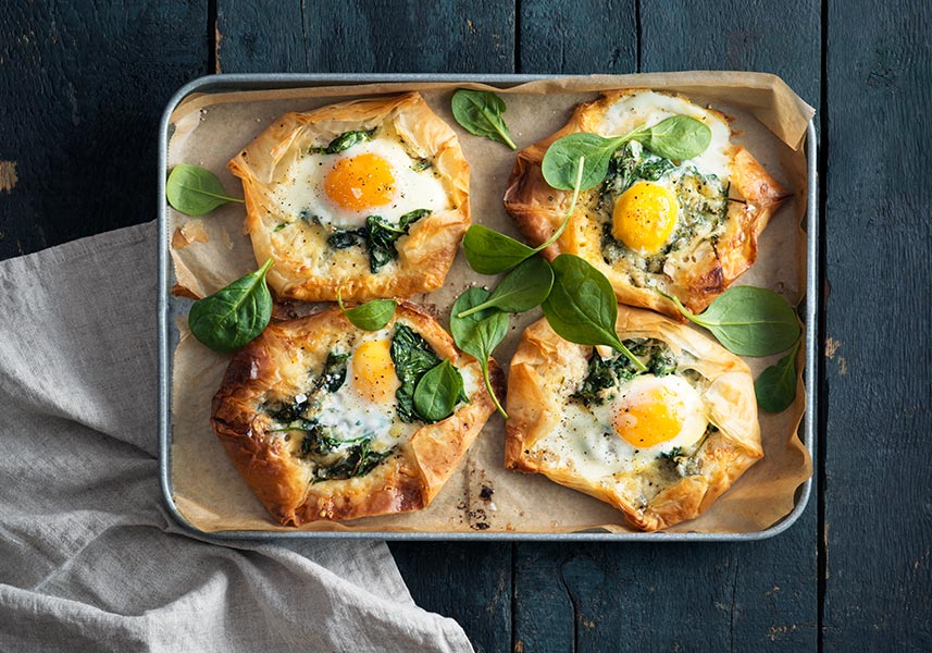 Filodegsrutor med skinka och ägg