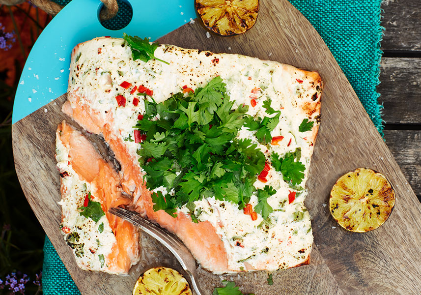 Grillad lax med chili, ingefära och koriander