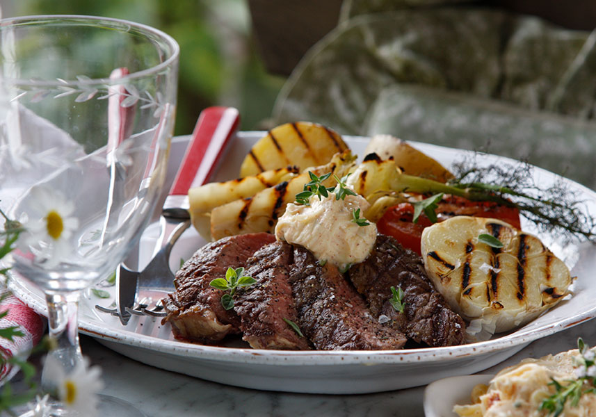 Grillad entrecôte med medelhavssmör