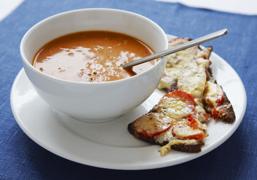 Gulaschsoppa med fullkornstoast