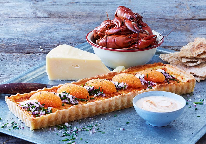 Ostpaj med sikrom och rökig gräddfil